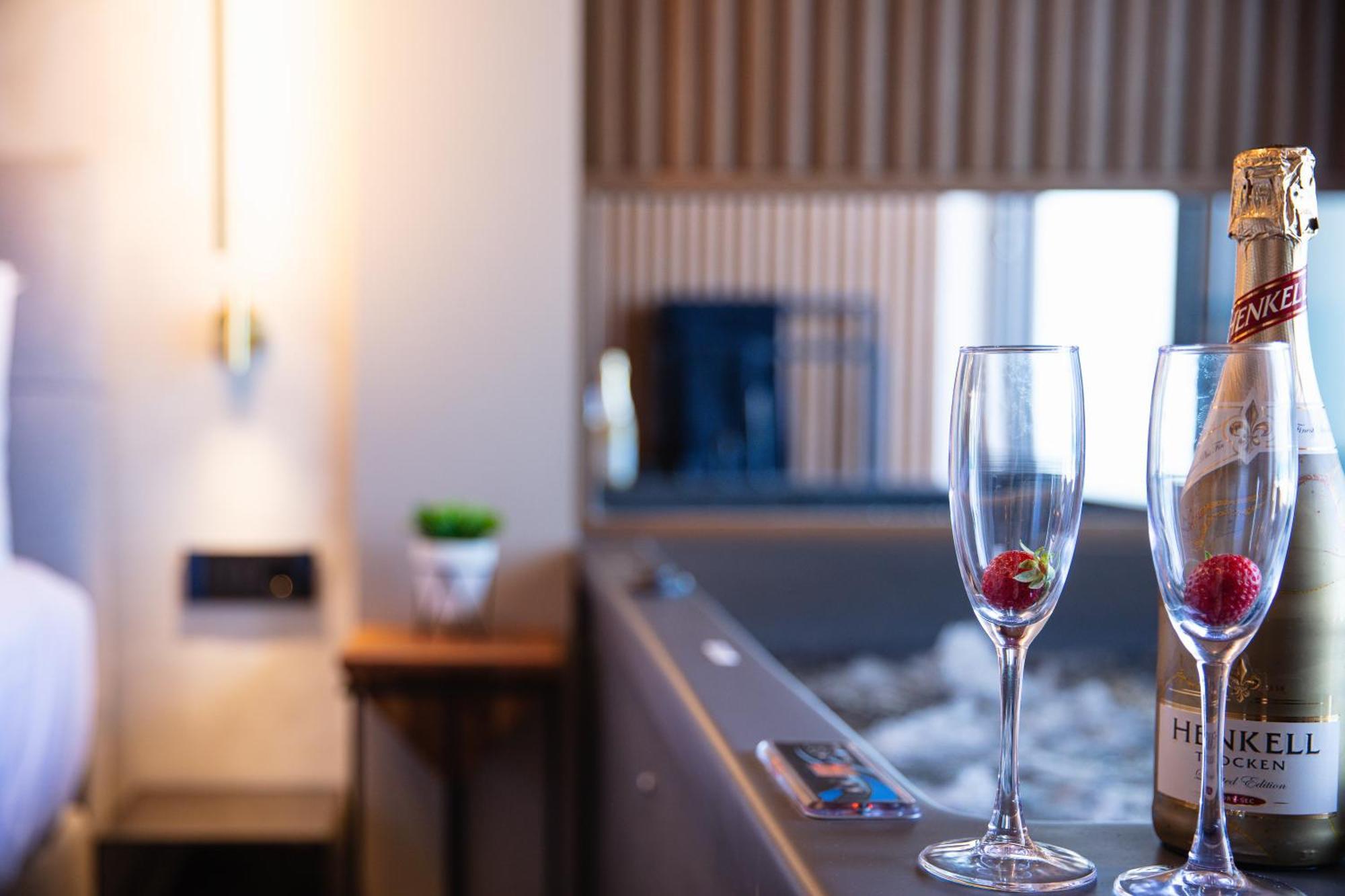 La Vie En Mer Apartments Rethimno Eksteriør billede
